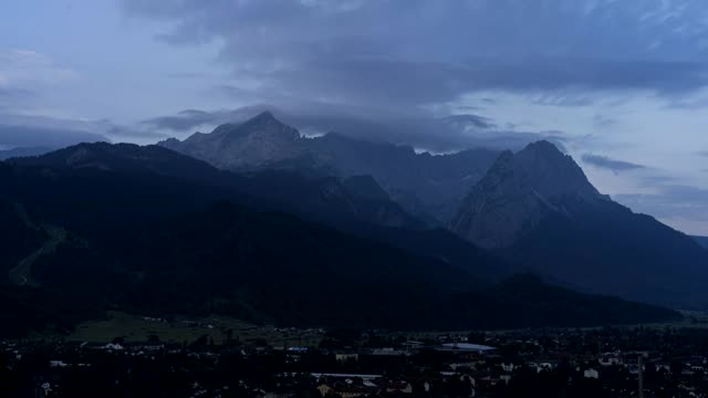 Zeitraffer: Zugspitze (Zugspitze · Alpen)