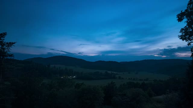 Zeitraffer: Ederbergland bei Nacht (Ederbergland)