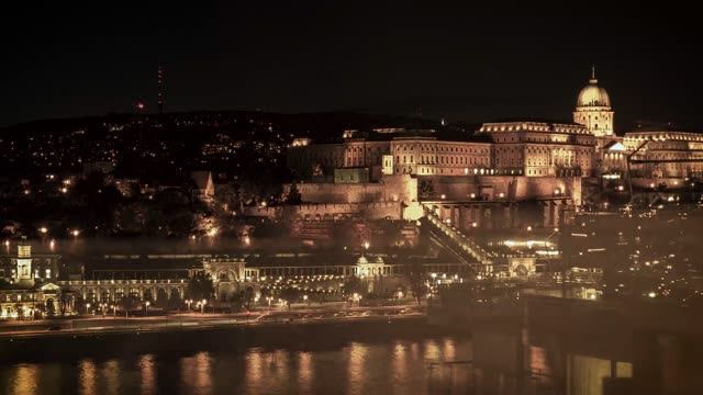 Zeitraffer: Budapest bei Nacht (Budapest · Ungarn)