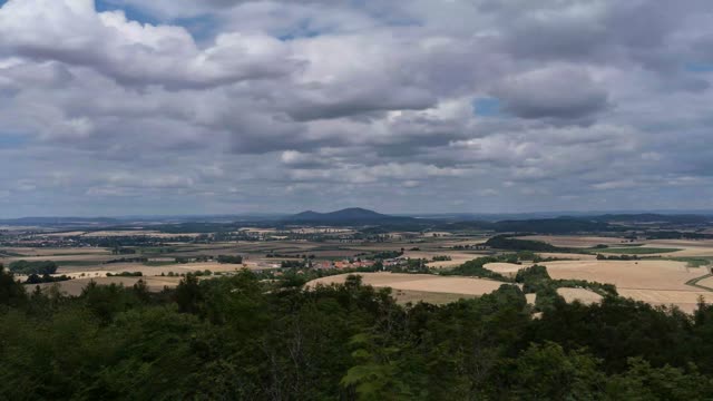 Zeitraffer: Grabfeldblick (Grabfeld · Rhön)