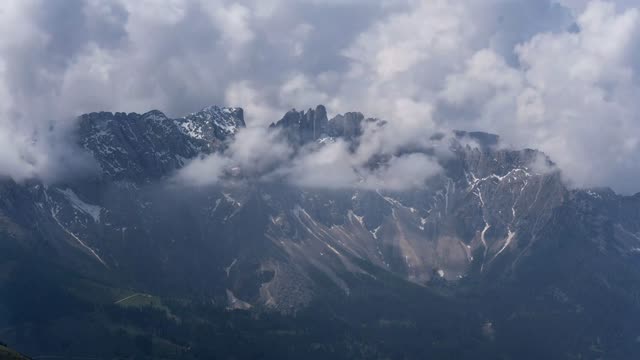 Zeitraffer: Latemar (Latemar · Dolomiten · Italien)