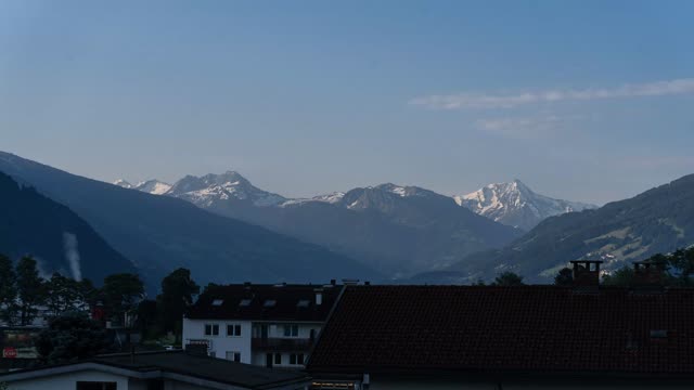 Zeitraffer: Zillertal am Morgen (Zillertal · Österreich)
